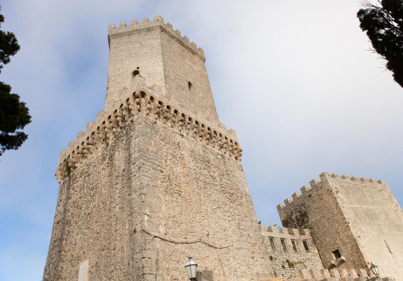 Casinadellepalme Appartamento In Centro Zona Porto Trapani Luaran gambar