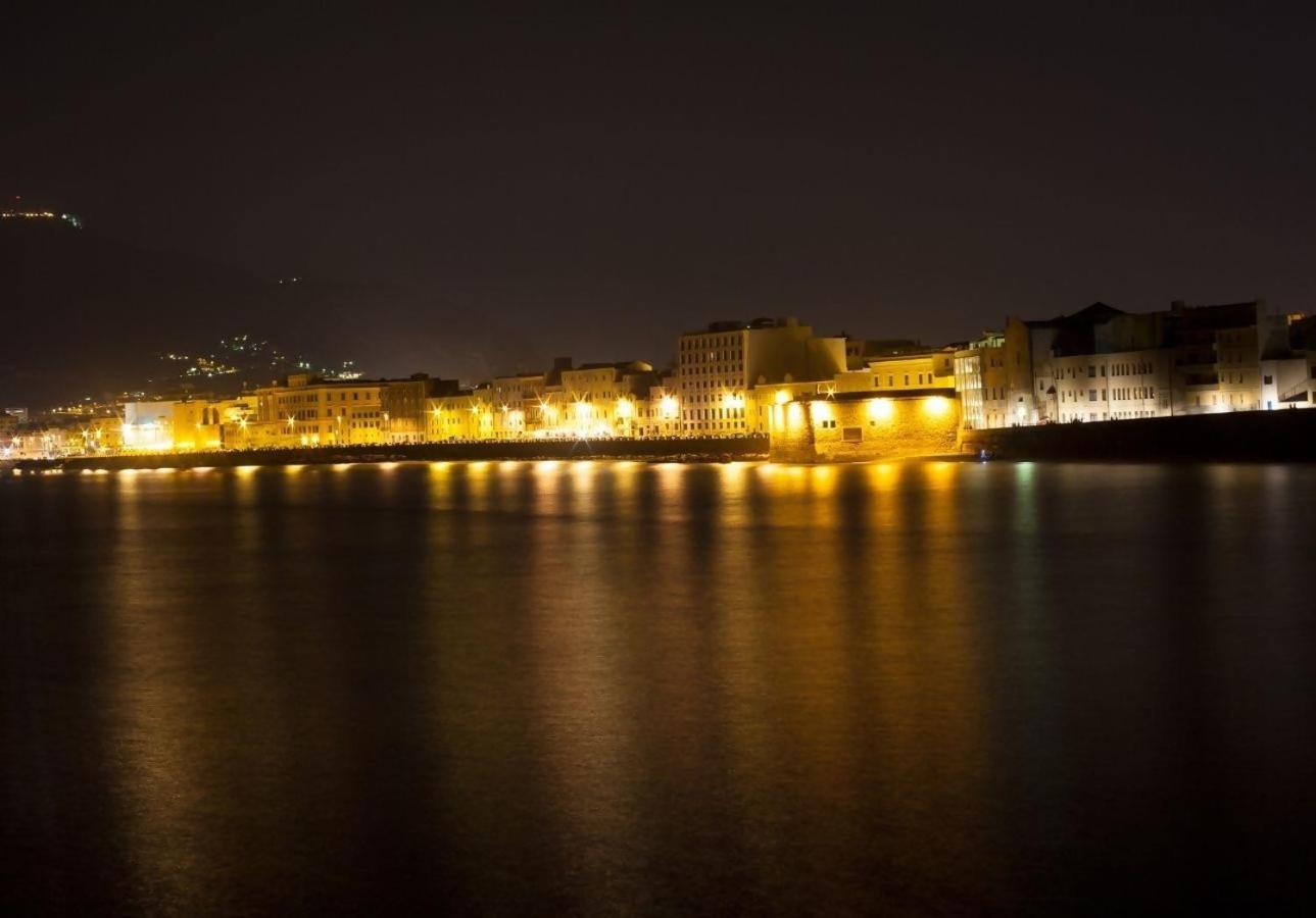 Casinadellepalme Appartamento In Centro Zona Porto Trapani Luaran gambar